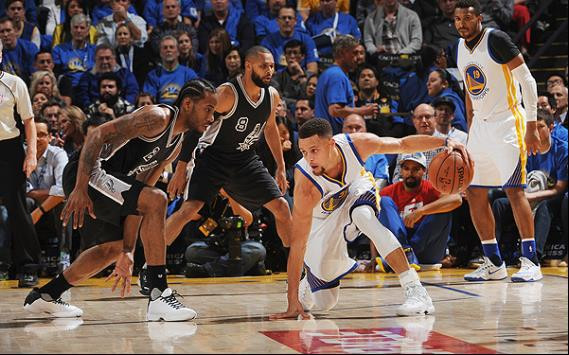 是因为背后 是因为背后