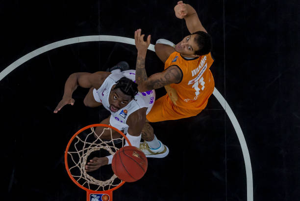 八分之一决 八分之一决